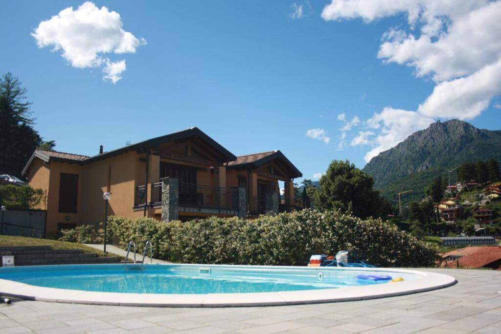 Piscina E Vistalago Crocemenaggio Cir 013145-00318 Extérieur photo